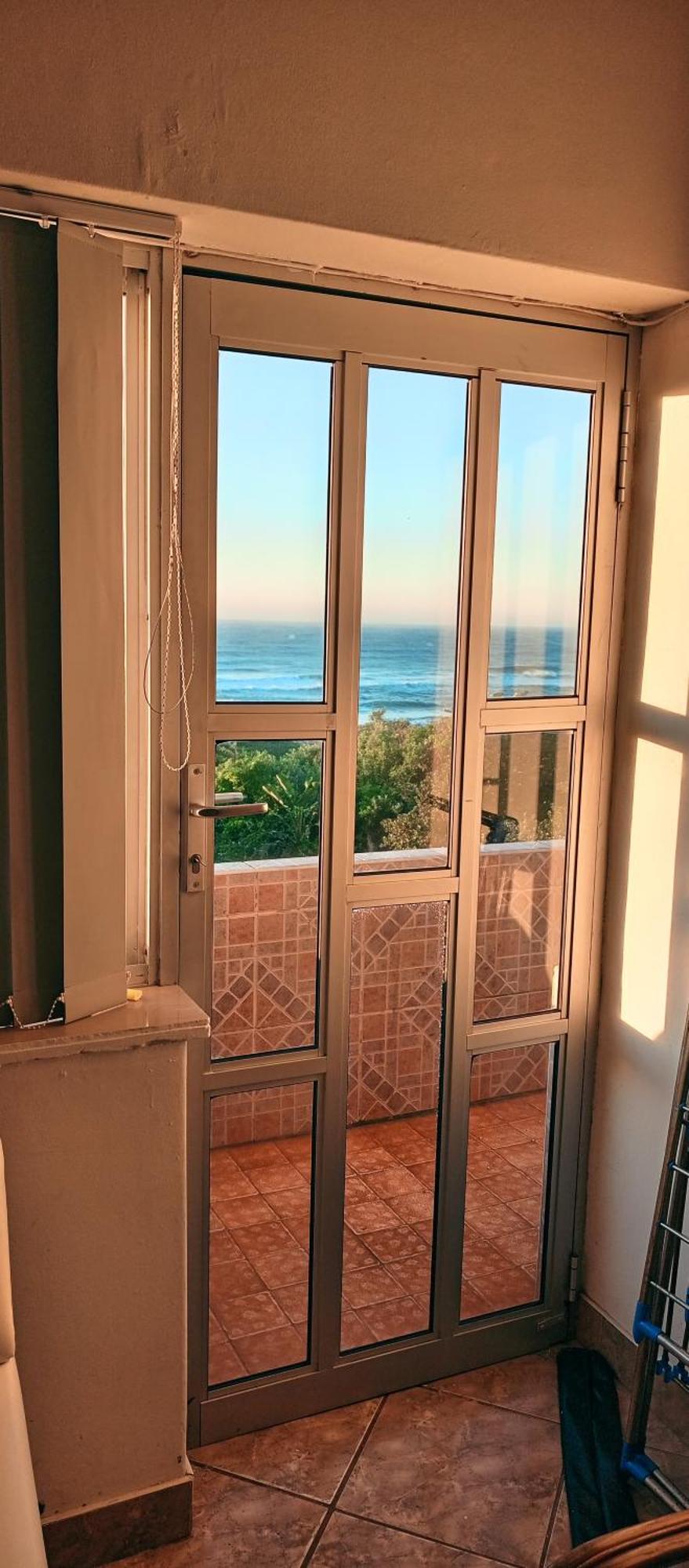 Breezy Seaview- On The Beach Amanzimtoti Dış mekan fotoğraf